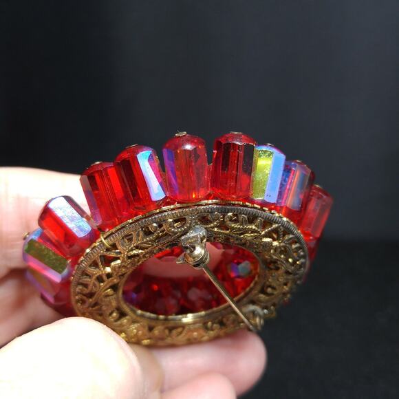 Vintage Crystal Red Aurora Borealis Bead Wreath Brooch, 1960s - Picture 9 of 10